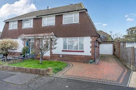 Sutton Close, Cowplain, Waterlooville