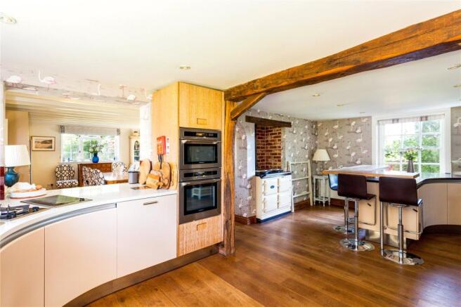 Kitchen/Breakfast Rm