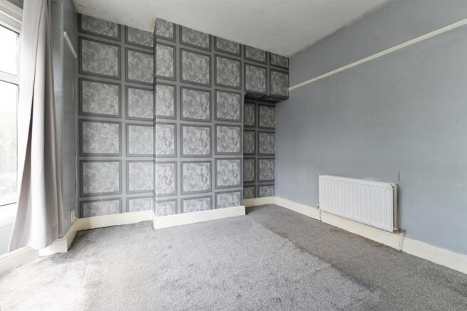 3 bed Terraced for sale Image 8
