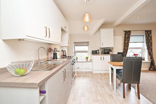 1 bed Flat to rent Image 6