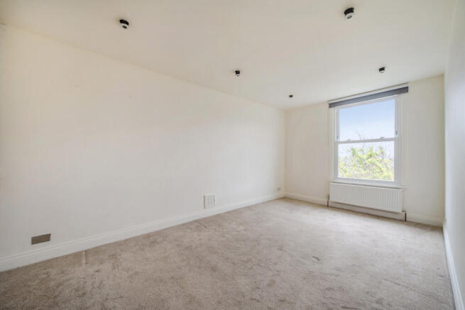 1438297-6-69cba3e...