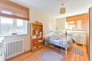 Flat A, Rashleigh Court, Rashleigh Street, London SW8 3AJ