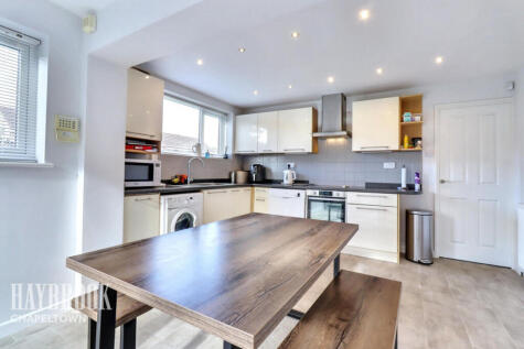 Chapelfield Drive, Thorpe Hesley