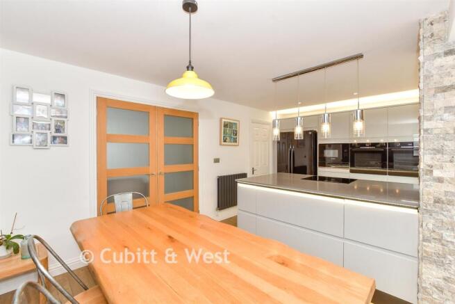 Kitchen/Dining Area
