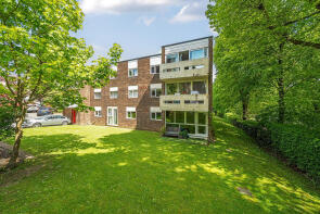 30, Meadside, Park Drive, Woking GU22 7NQ