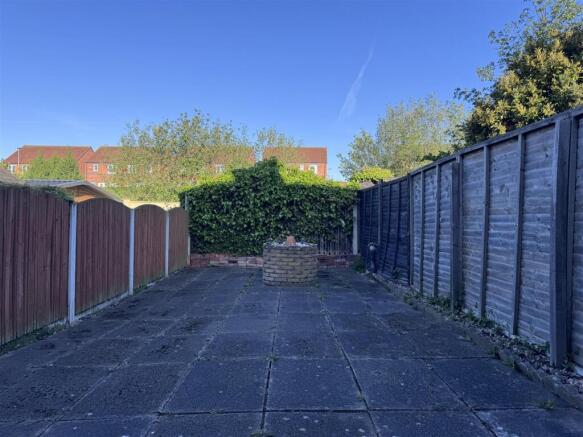 2 bed Terraced for sale Image 6