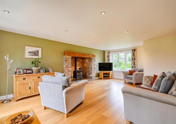 Heathcote, 2 Heath Lane, Ellerdine, Telford photo 4