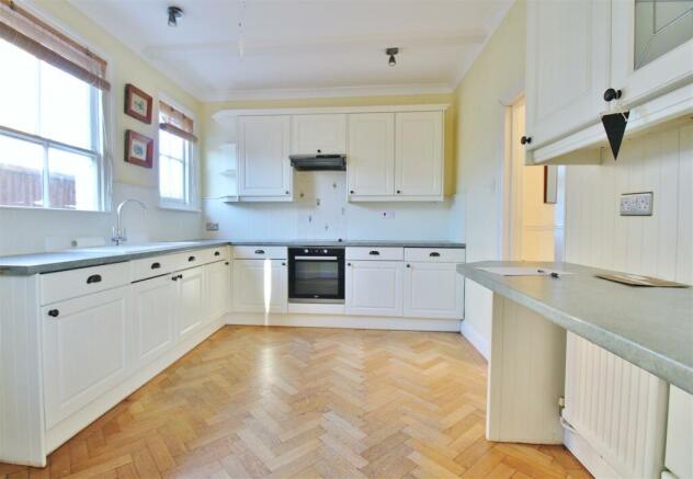Kitchen/Breakfast Room
