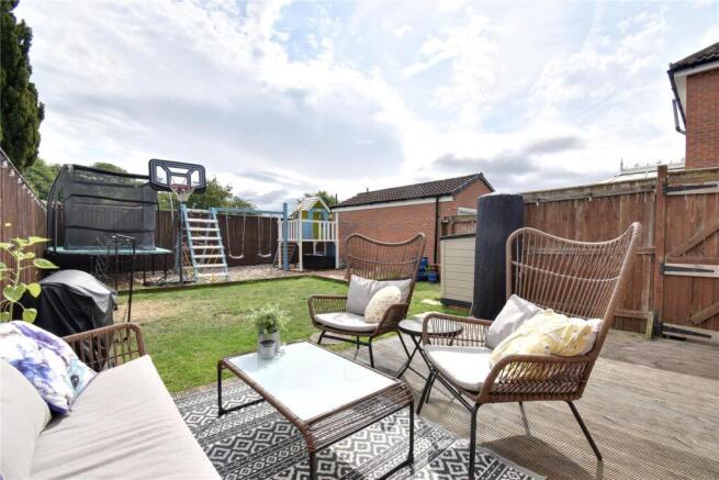 3 bed Semi-Detached for sale Image 11