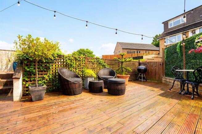 3 bed House for sale Image 4