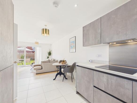 3 bed Terraced for sale Image 6
