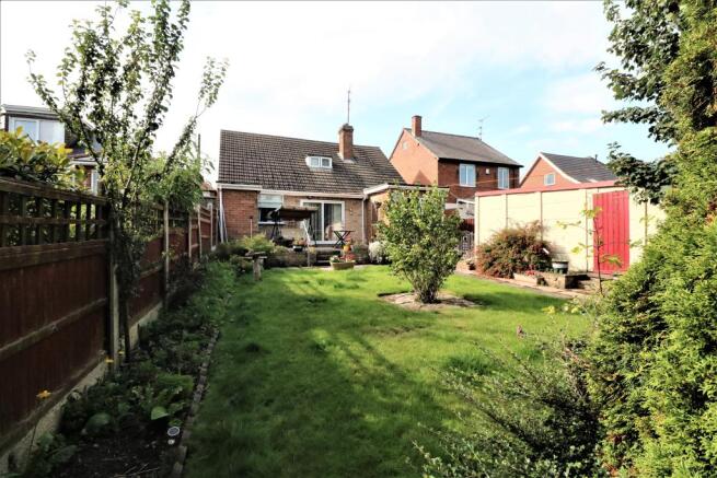 rear gardens.JPG