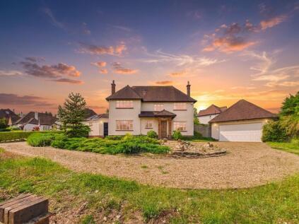 Higher Drive, Banstead, SM7