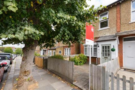 Chelmsford Road, London, N14