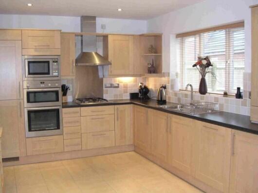 Fitted Kitchen Diner