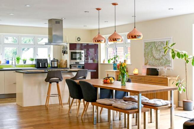 Kitchen / Breakfast / Dining