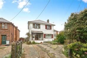 199, Staplers Road, Newport PO30 2DP