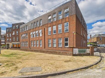 Harfield Court, Lyon Street