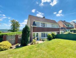 1, Willow Green, Caerleon, Newport NP18 3EA