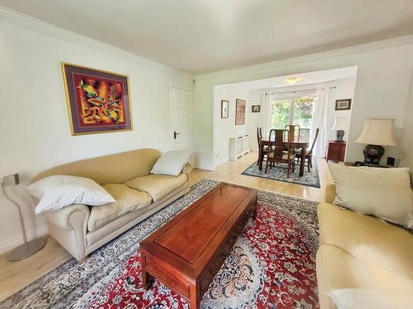 4 bed Detached for sale Image 5