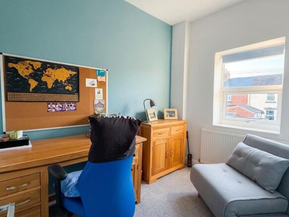 2 bed Terraced for sale Image 8