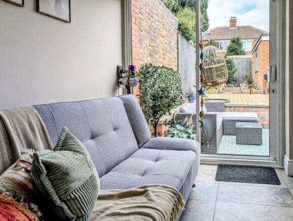 3 bed Semi-Detached for sale Image 6