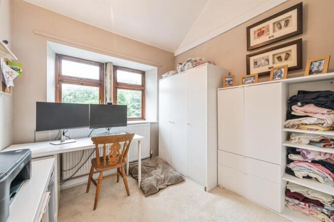 3 bed Semi-Detached for sale Image 12