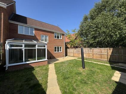 Smiths Close, Pewsey