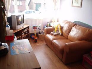 PLAY ROOM