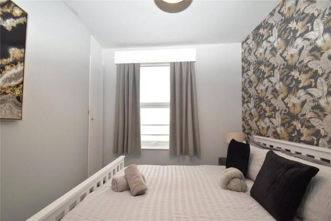 1 bed Apartment to rent Image 7