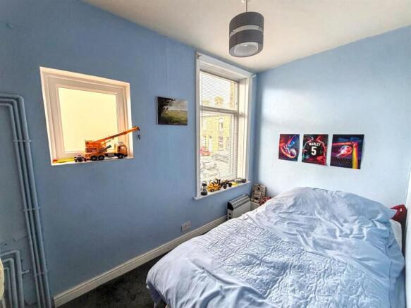 2 bed Terraced for sale Image 7