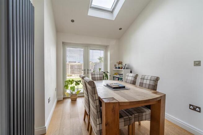 3 bed Detached for sale Image 6