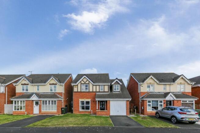 4-bed house on St. Cuthberts Way, Holystone, NE27, £325,000