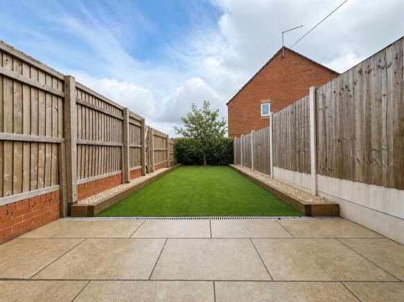 17 Great Row Garden Jpg.jpeg