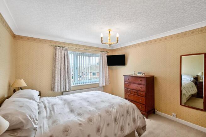 3 bed House for sale Image 5