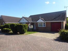 8, Hutchinson Gardens, Weston, Spalding PE12 6WB