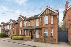 102, Brampton Road, St. Albans AL1 4PY