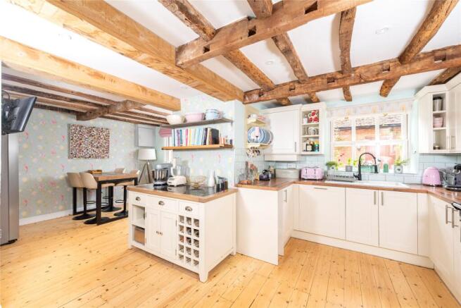 Kitchen/Dining Room