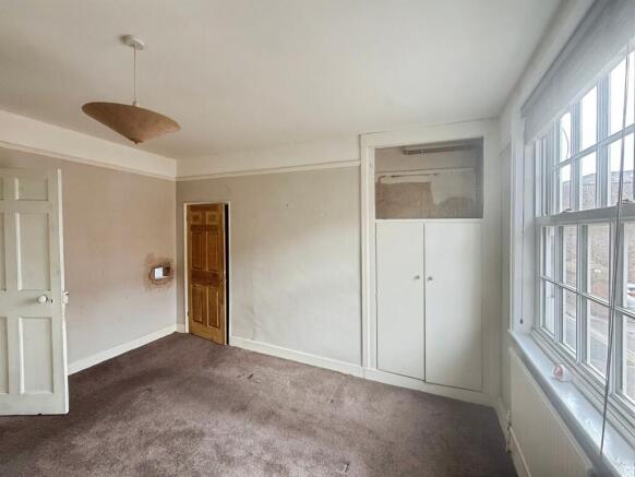 3 bed Terraced for sale Image 7