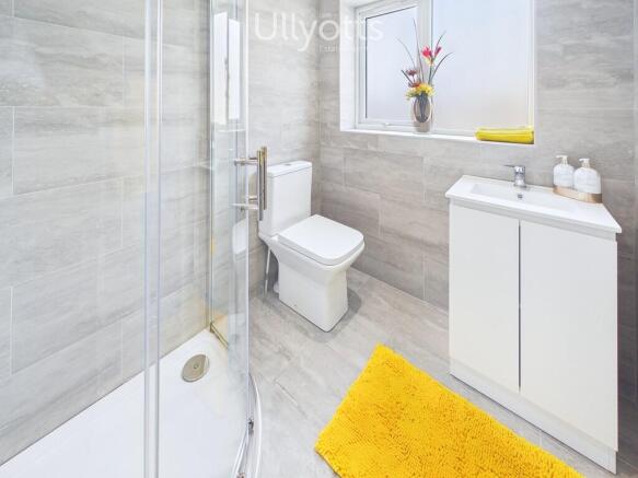 1 bed Semi-Detached Bungalow for sale Image 12