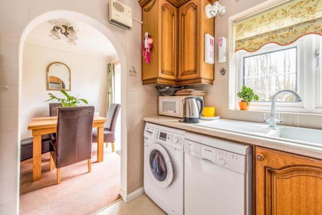 kitchen to dining ro