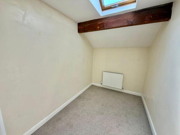 3 bed Terraced for sale Image 7