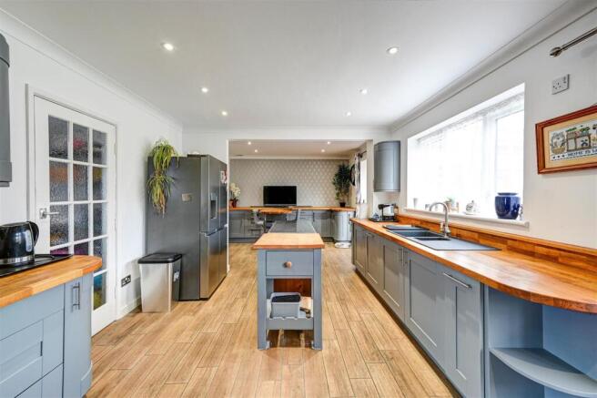 Kitchen to breakfast room.jpg