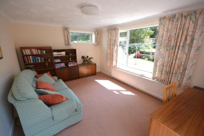 SITTING ROOM