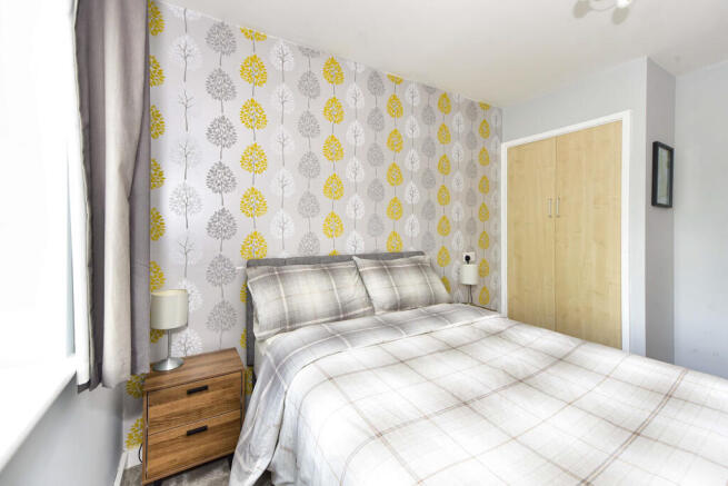2 bed Flat for sale Image 8