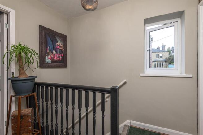 3 bed Town House for sale Image 10