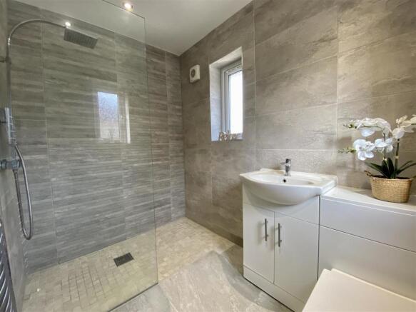 WET ROOM