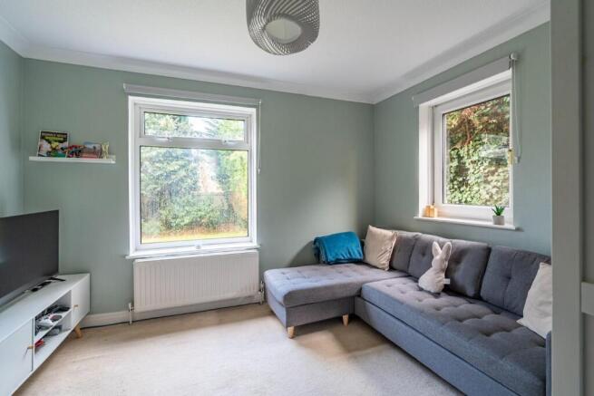 4 bed Detached for sale Image 8