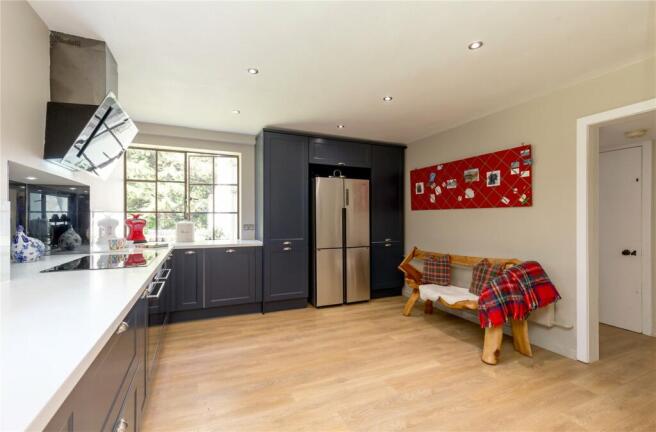 Kitchen/ Breakfast