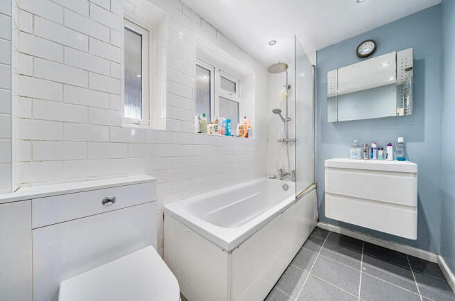 1422430-4-69aaeb5...